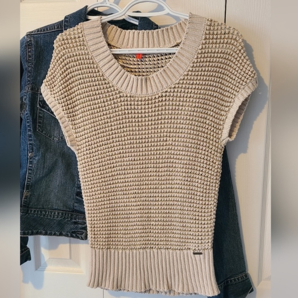 Cream/Gold Stitch Knit Short Sleeve Top